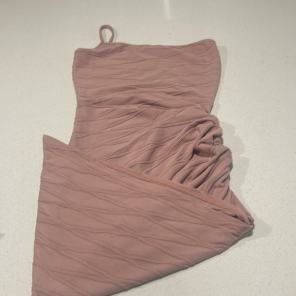 Pink Dress - Picture 3 of 5